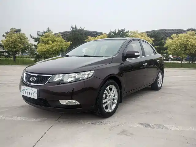 Kia Forte 2011 Model 1.6L AT Premium