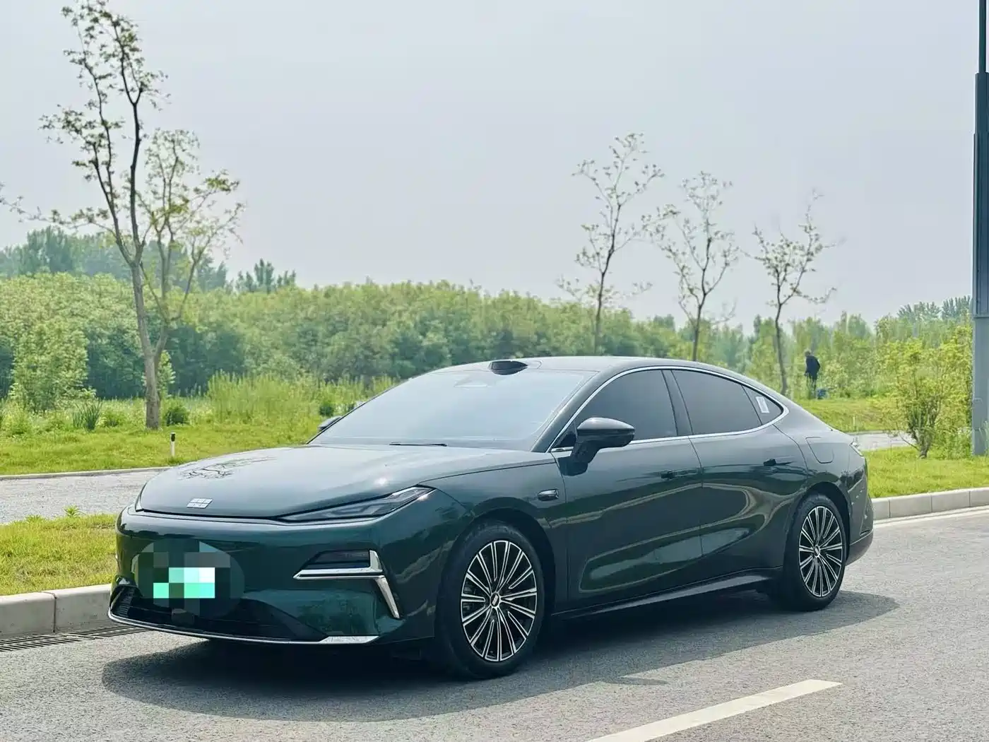 GEELY GALAXY GALAXY SPARKLE 8