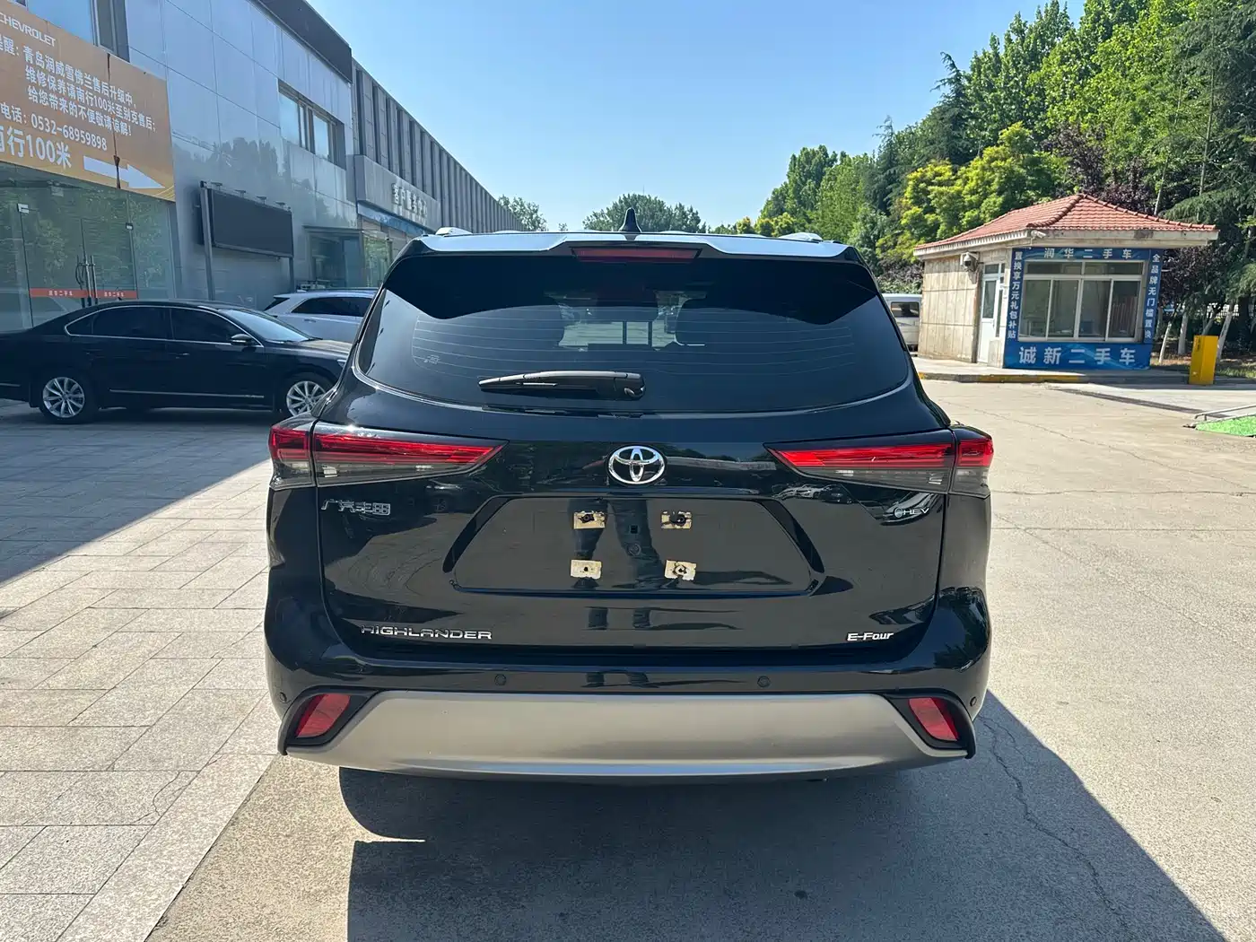 Toyota Highlander 2024 2.5L Smart Hybrid 4WD Luxury 7-seater фото 4