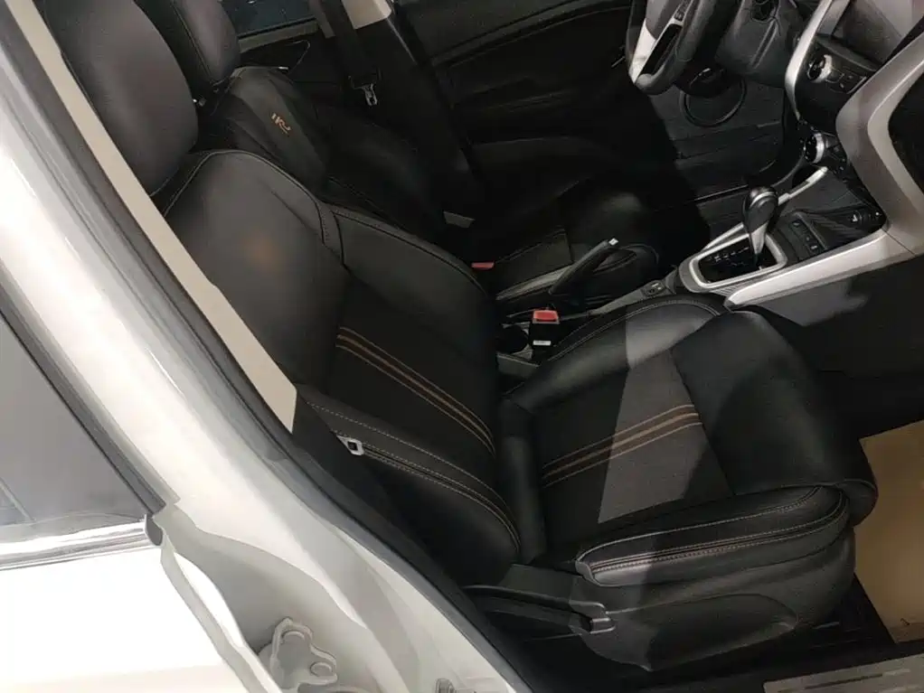 BYD Yuan 2018 2017 1.5L Auto Cool Connect