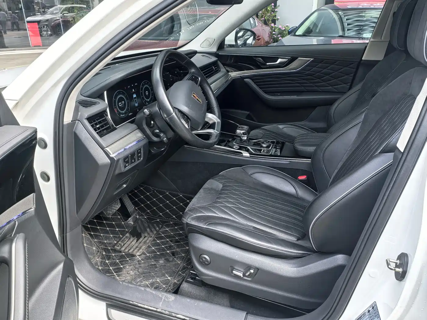 Hongqi HS5 2022 2.0T Smart Connect Flagship AWD Edition фото 4