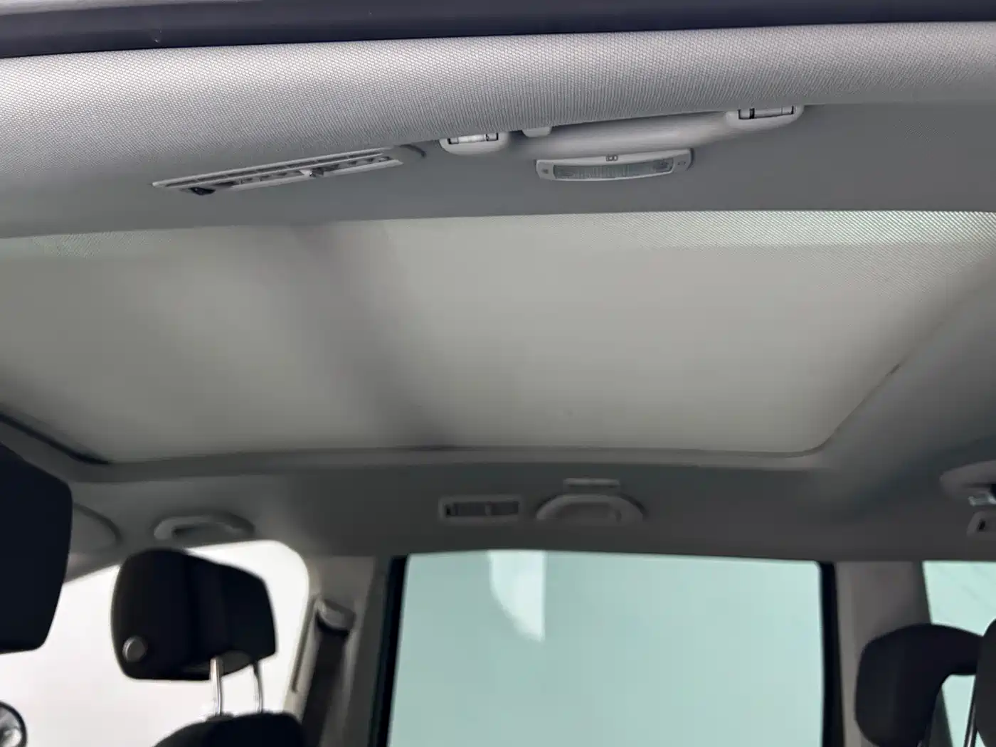 Volkswagen Sharan 2014 2.0TSI Standard фото 22
