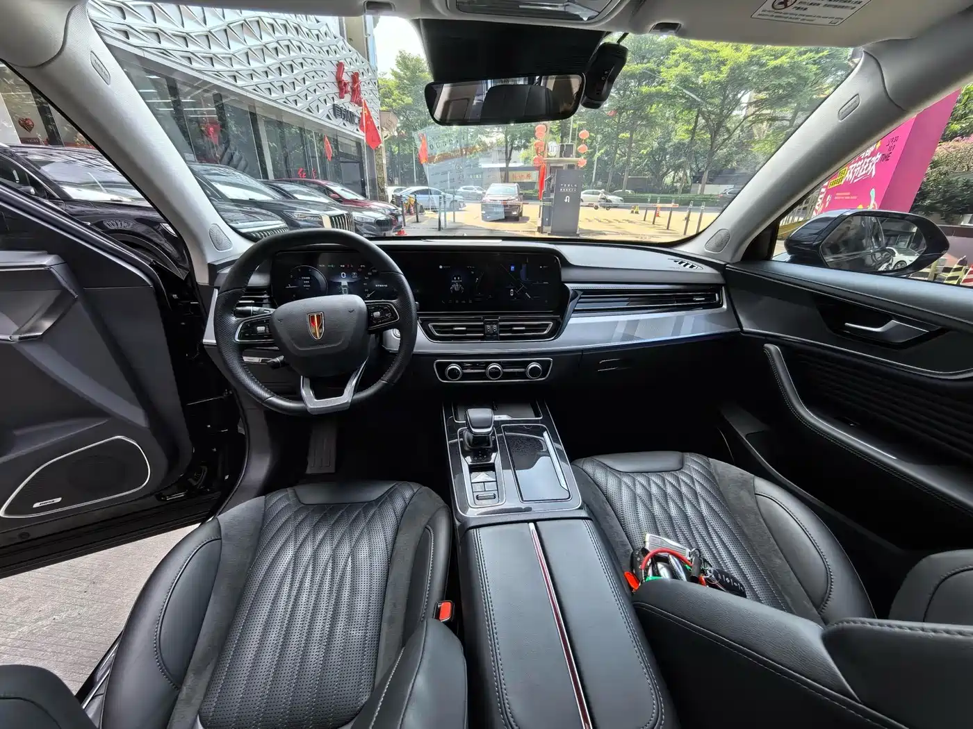 Hongqi HS5 2023 2.0T AWD Flag Enjoy Pro Edition фото 7