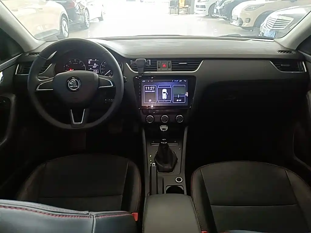 Škoda Octavia 2017 Classic 1.6L Automatic Comfort фото 10