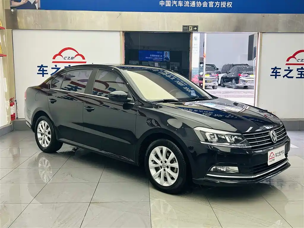 Volkswagen Lavida 2017 230TSI DSG Comfort Edition фото 3