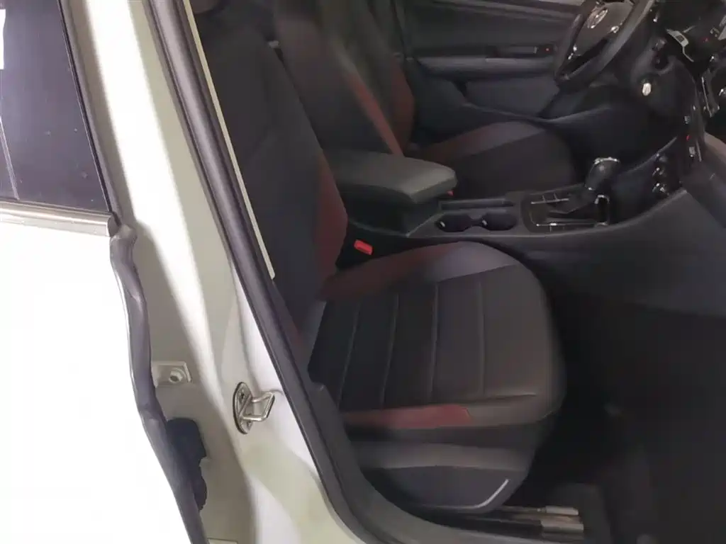 Volkswagen Bora 2019 Facelift 1.5L Automatic Comfort China VI фото 25