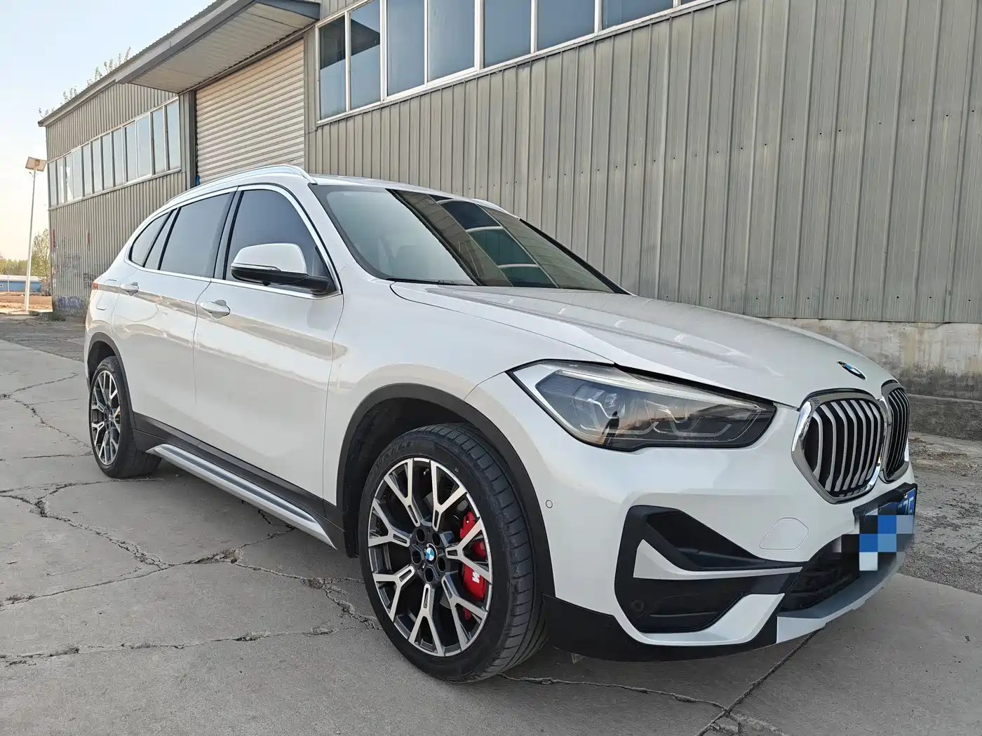 BMW X1 2020 xDrive25Li Premium Edition фото 3