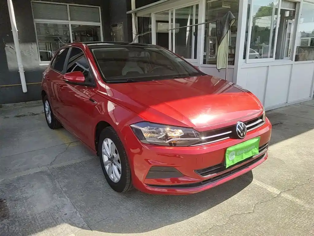 Volkswagen Polo 2021 Plus 1.5L Automatic Colorful Tech Edition фото 4