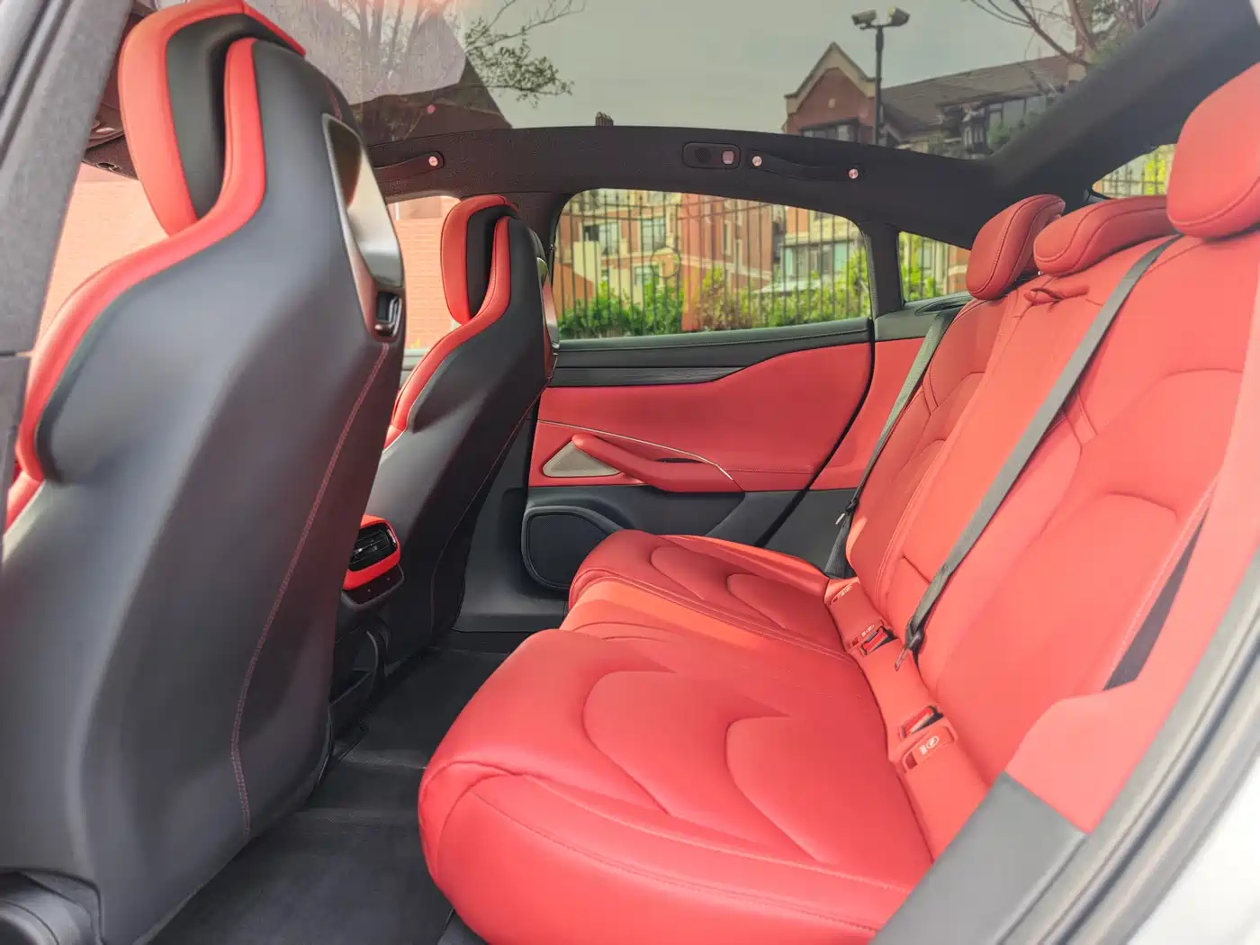 Xiaomi Auto Xiaomi SU7 2024 RWD Ultra Long Range Advanced Smart Driving Pro Edition фото 14
