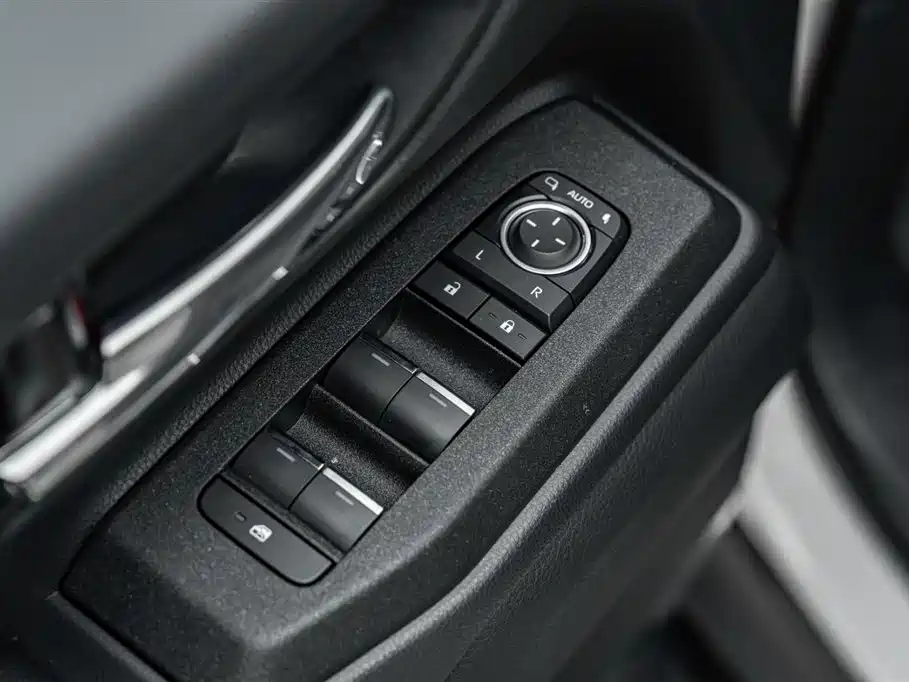 Toyota Prado 2024 2.4T All-Terrain TX Edition 5-Seater фото 15