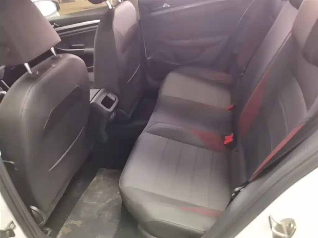 Volkswagen Bora 2019 Facelift 1.5L Automatic Comfort China VI фото 17