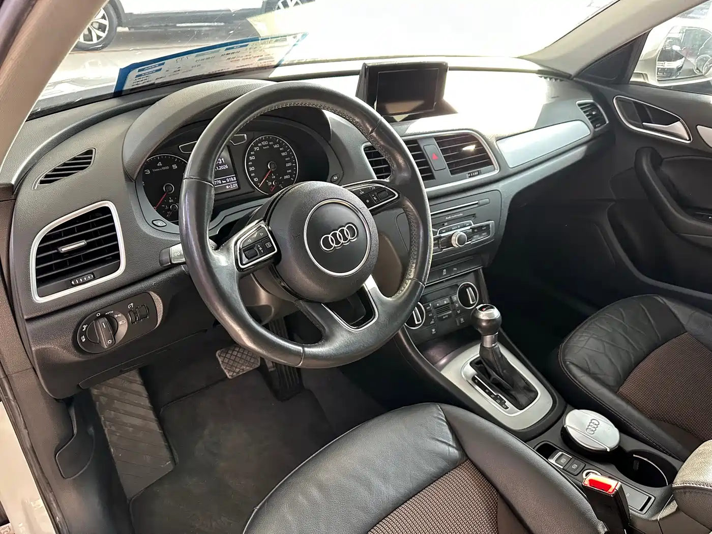 Audi Q3 2018 30th Anniversary Edition 35 TFSI Fashion фото 10