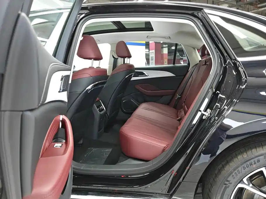 Hongqi H5 PHEV 2026 2025 130 Super Hybrid Edition