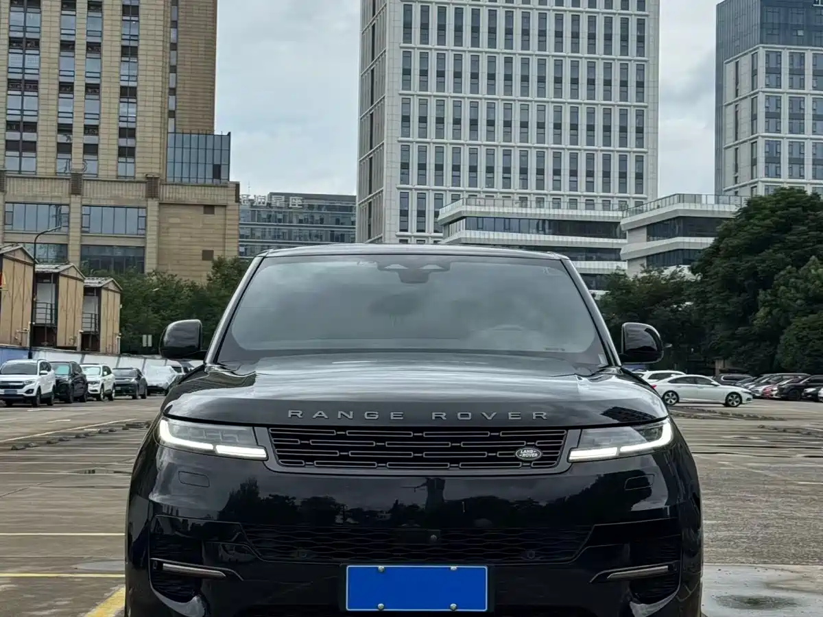 Land Rover Range Rover Sport 2023 400PS Dynamic SE