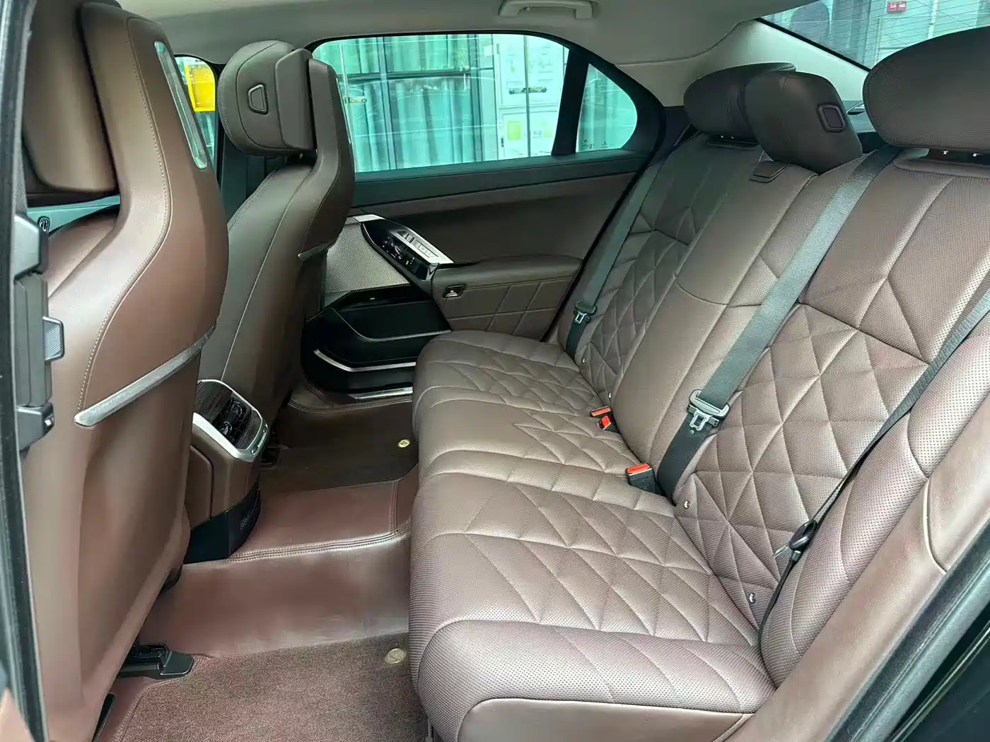 BMW 7 Series 2024 2023 Model 735Li M Sport Package