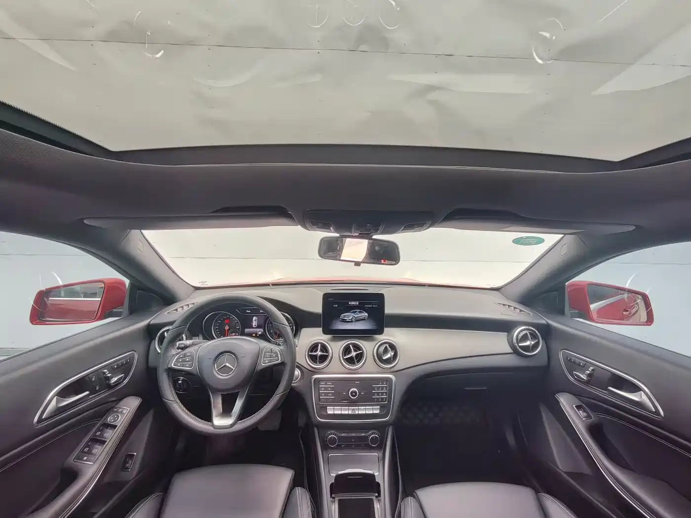Mercedes-Benz CLA (Import) 2018 CLA 200 Fashion Edition фото 5