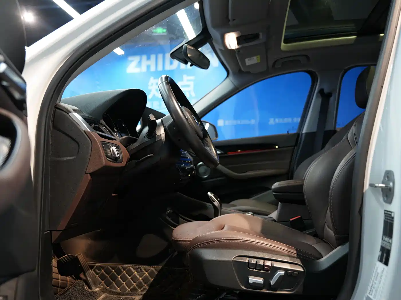 BMW X1 2022 sDrive25Li Leading фото 7