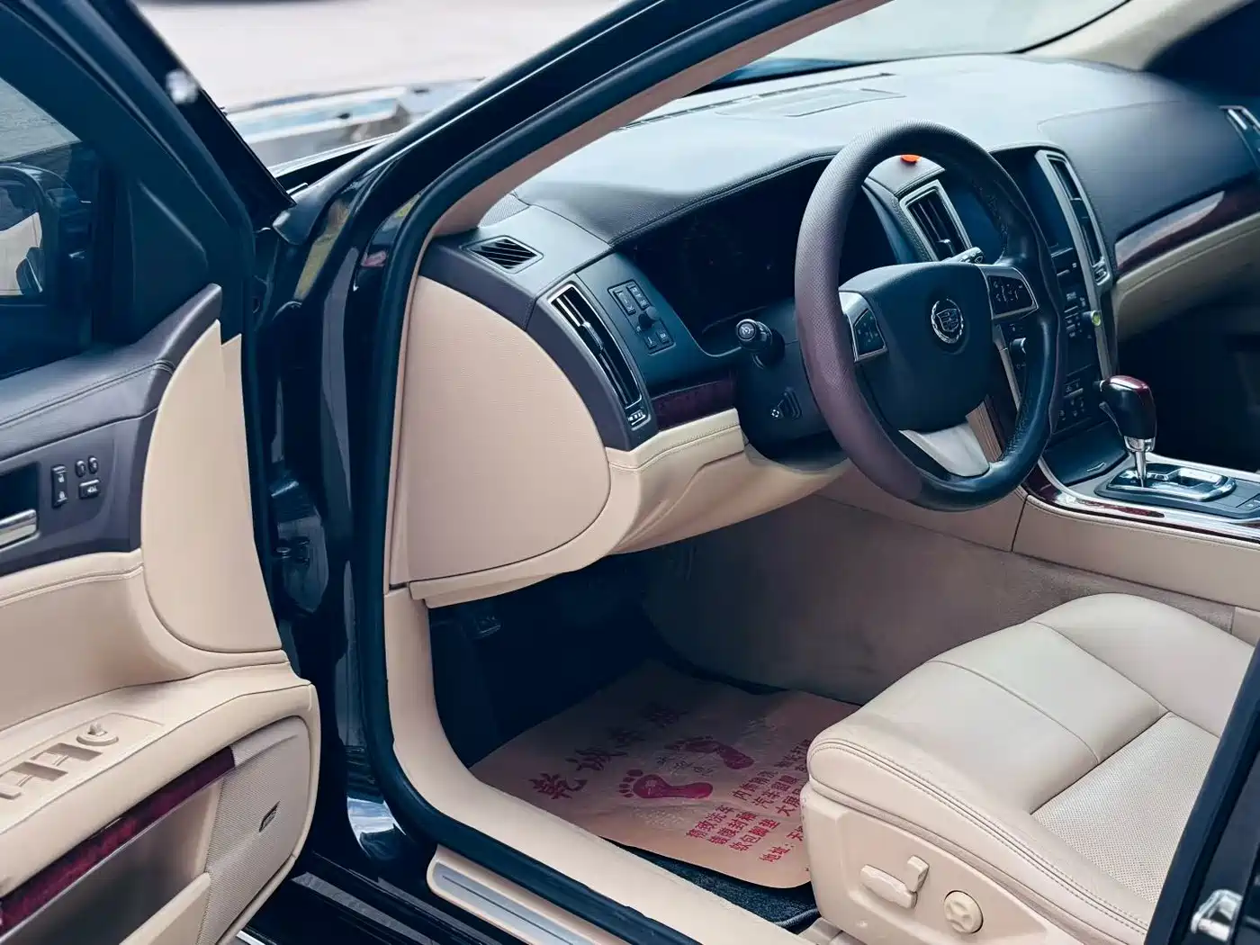 Cadillac SLS 2012 2.0T Comfort фото 6