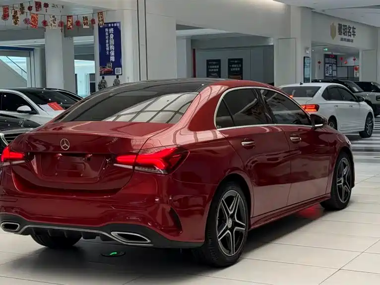 Mercedes-Benz A-Class 2019 A 200 L Sport Sedan фото 9
