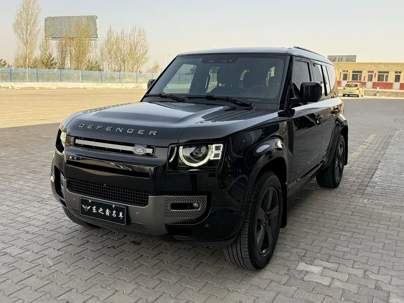 Land Rover Defender 2024 110 3.0T P400 X-DYNAMIC HSE фото 12