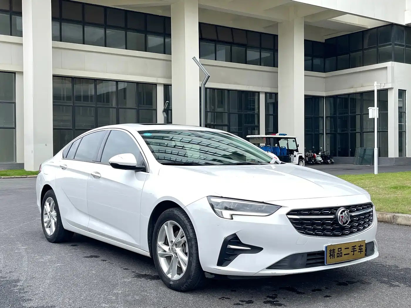 Buick Regal 2020 552T Luxury фото 3
