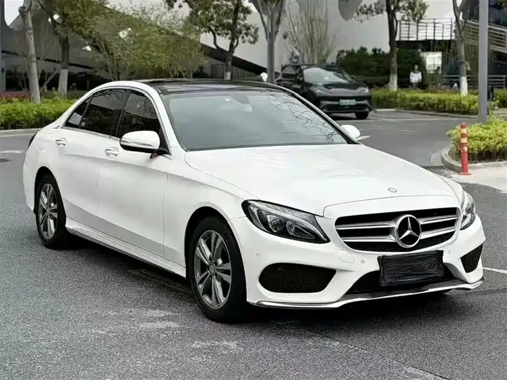 Mercedes-Benz C-Class 2016 C 200 L Sport фото 3