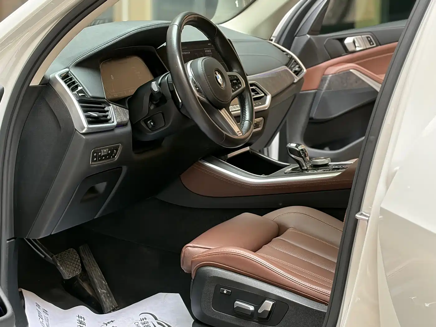 BMW X5 (Import) 2020 xDrive30i M Sport Package фото 6