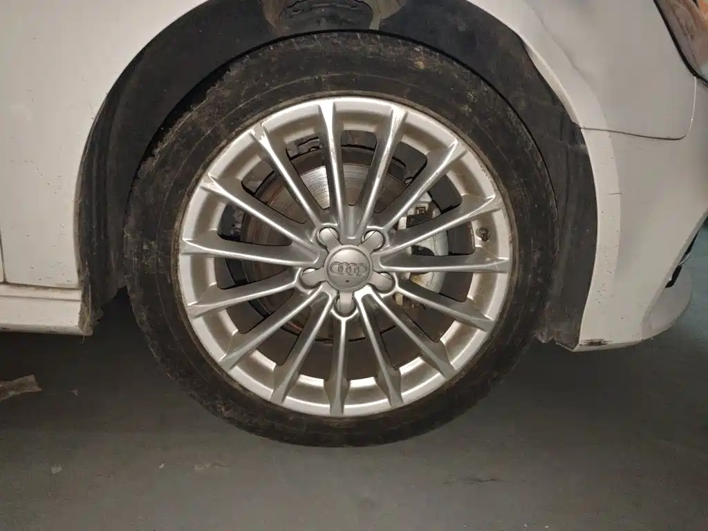 Photo 8 - Audi A3