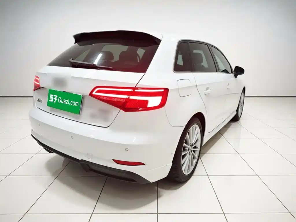 Photo 6 - Audi A3