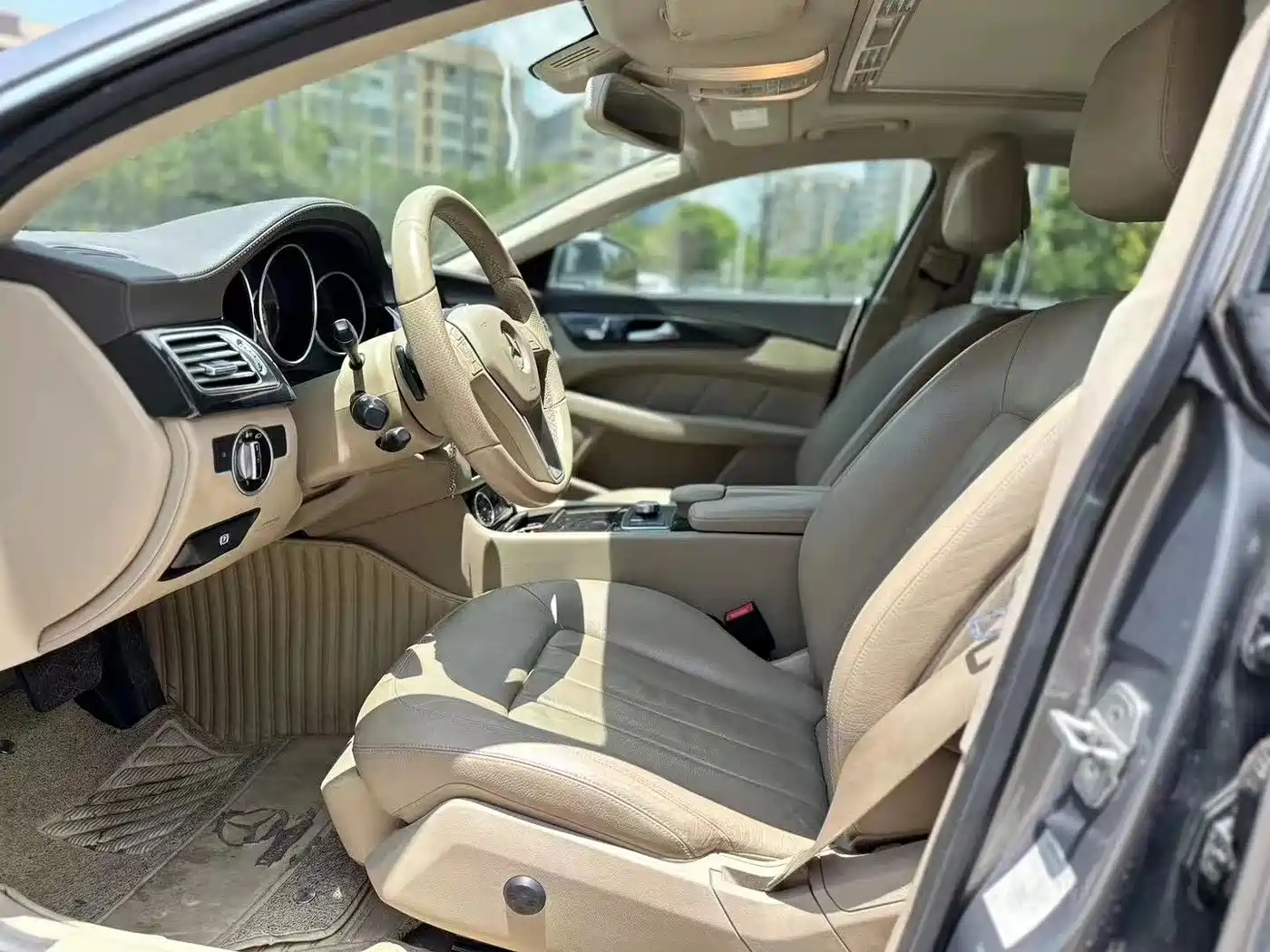 Mercedes-Benz CLS 2012 CLS 300 CGI фото 6