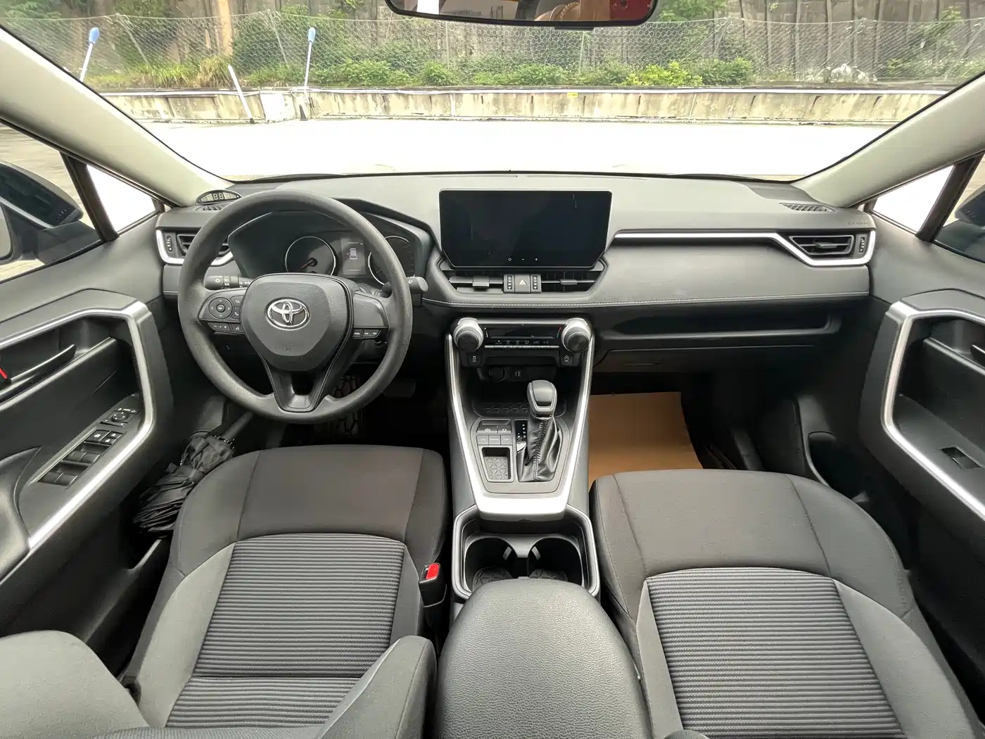 Toyota Wildlander 2024 2.0L CVT FWD Leading Edition фото 7