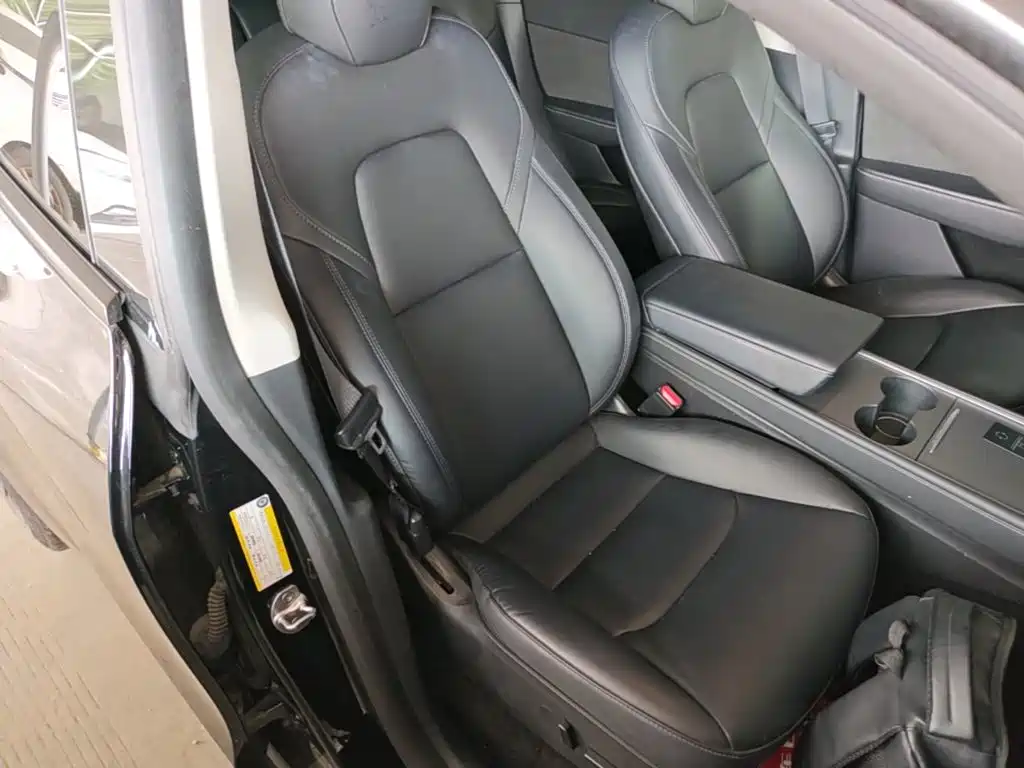 Фото 25 - Tesla Model Y