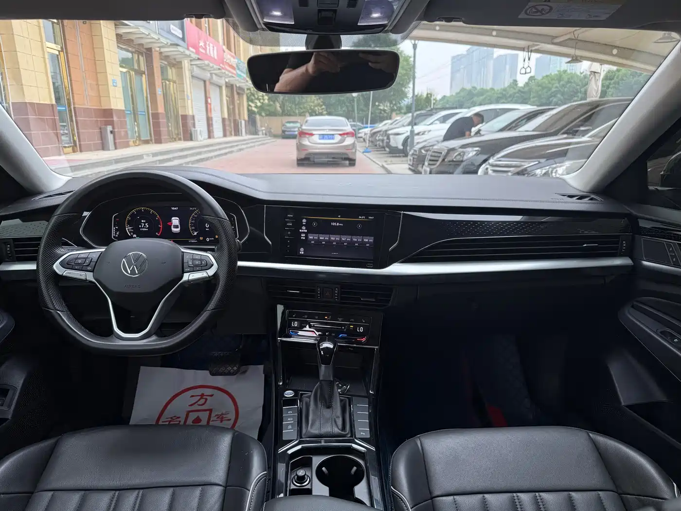 Volkswagen Passat 2022 330TSI Elite Edition фото 5