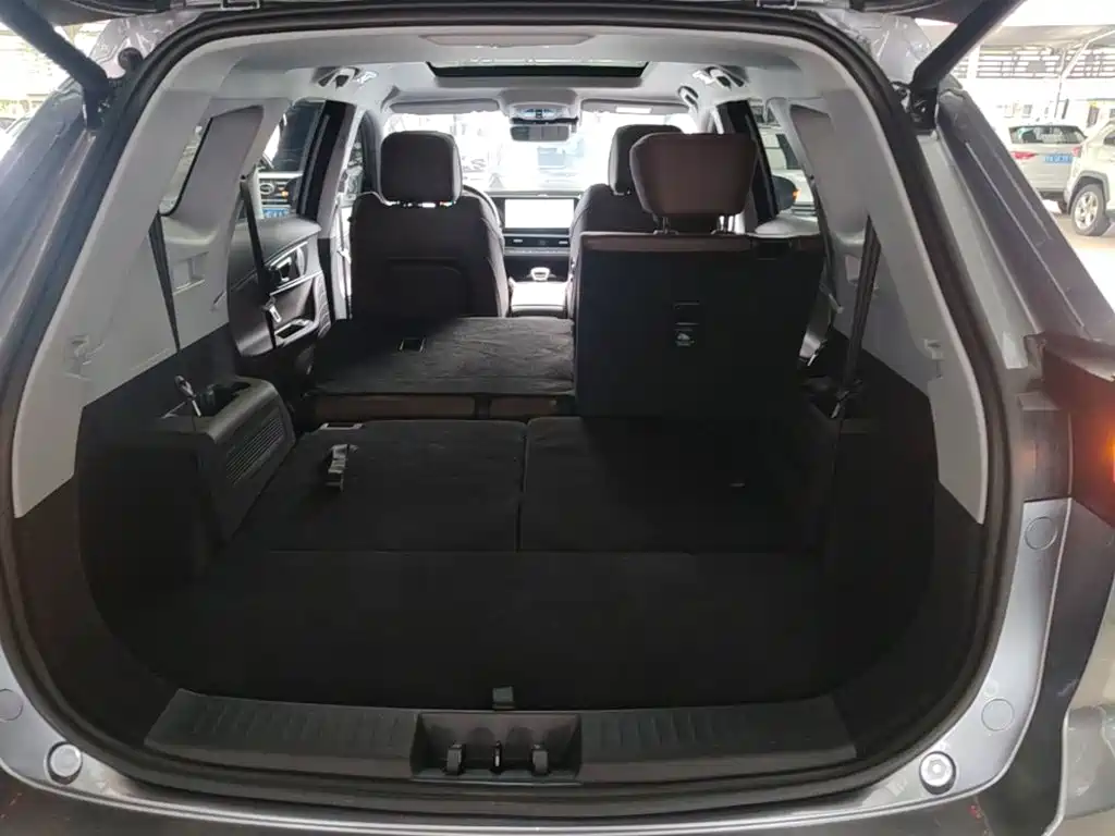 Chery Tiggo 8 PRO 2025 2025 290T 2WD Premium Edition