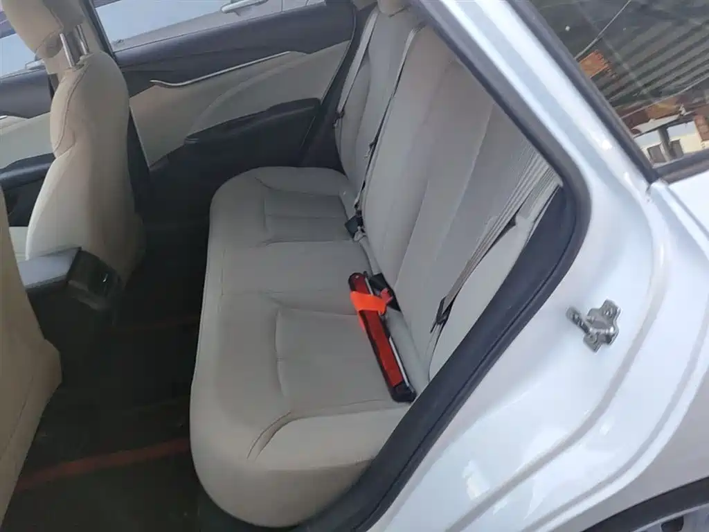 Buick Excelle 2015 18T Dual-Clutch Elite фото 17