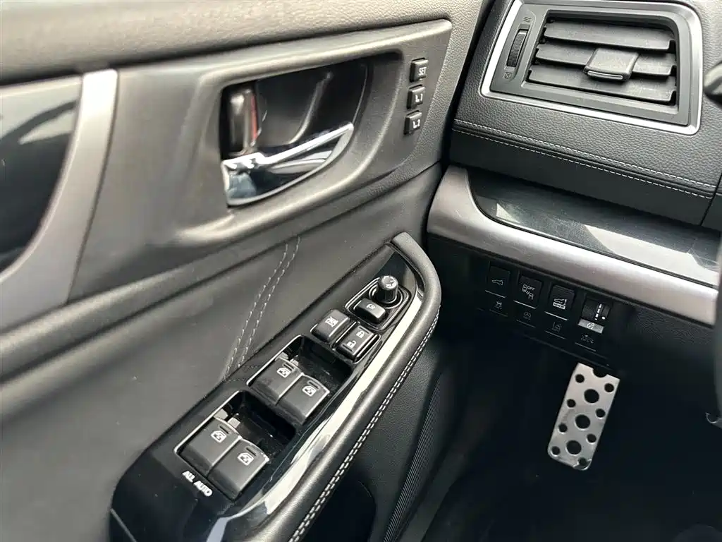 Subaru Outback 2020 Facelift 2.5i Sport Navigation Edition EyeSight фото 23