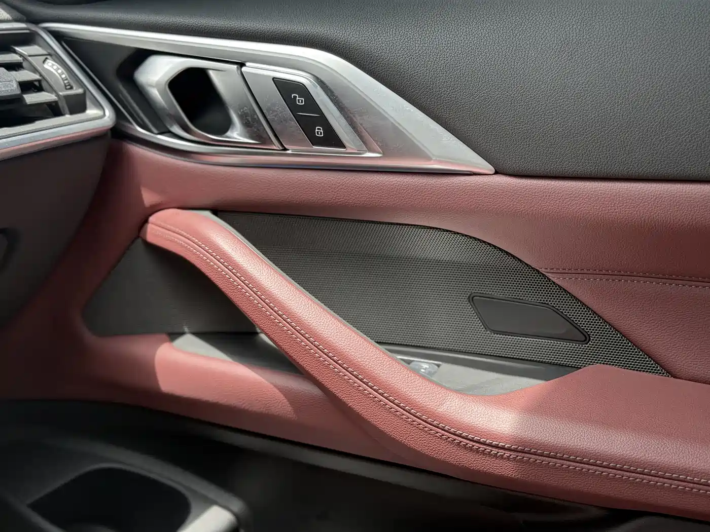 BMW 4 Series 2023 425i M Sport Shadowline Package фото 14