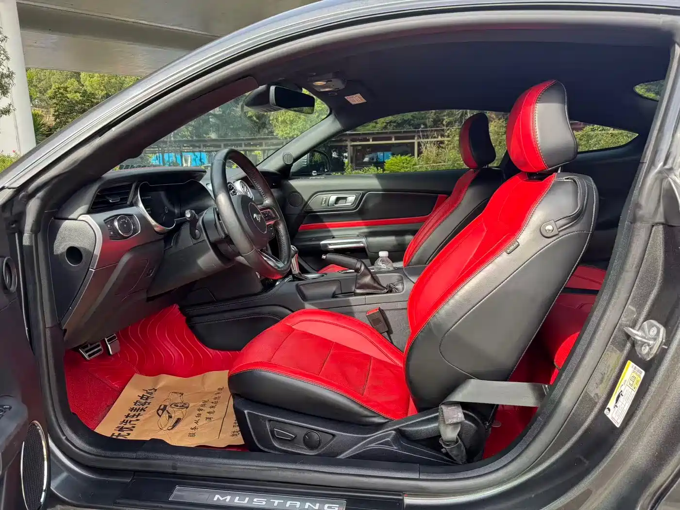 Ford Mustang 2020 2.3L EcoBoost Obsidian Phantom Special Edition фото 7