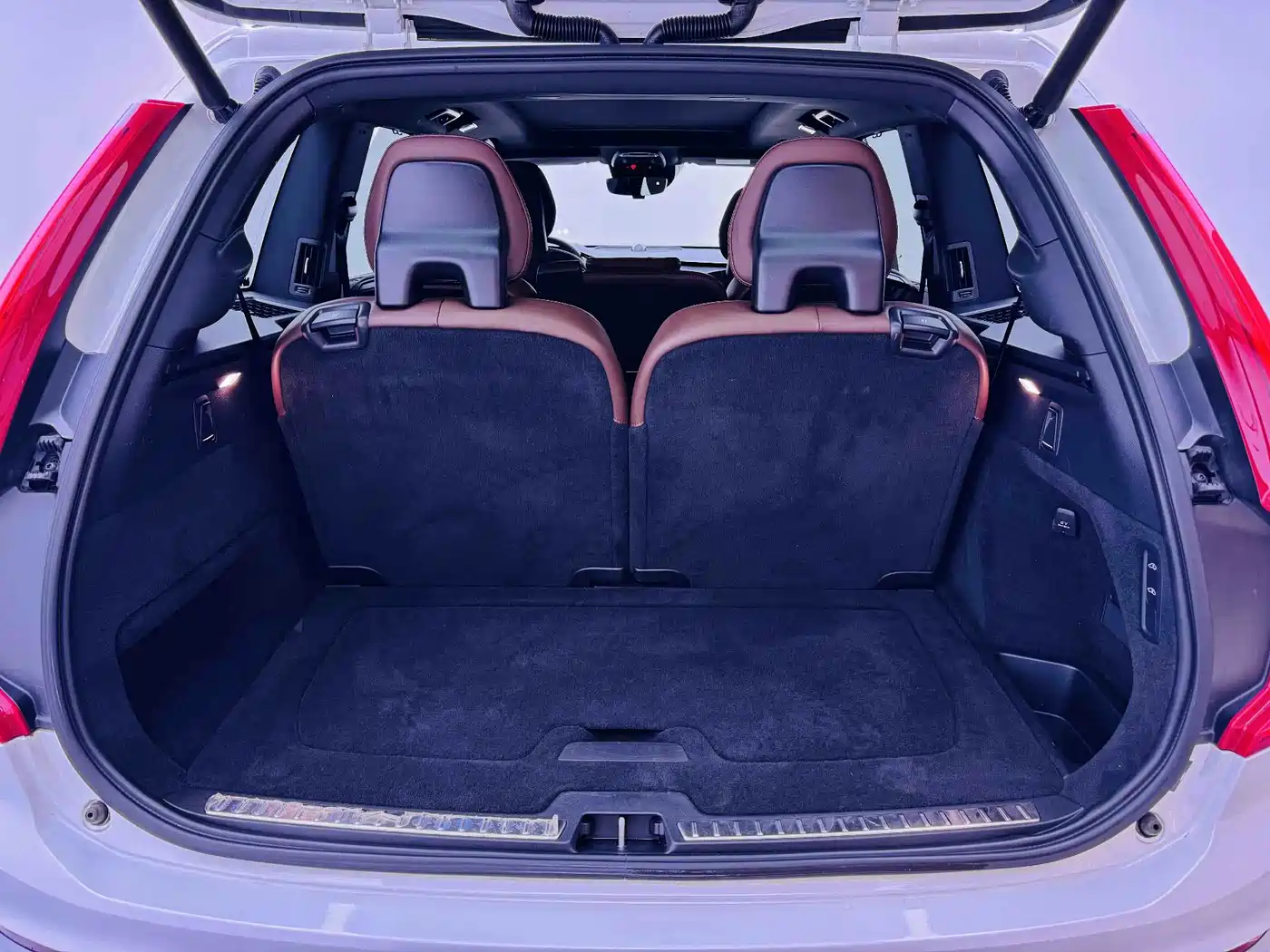 Фото 10 - Volvo XC90