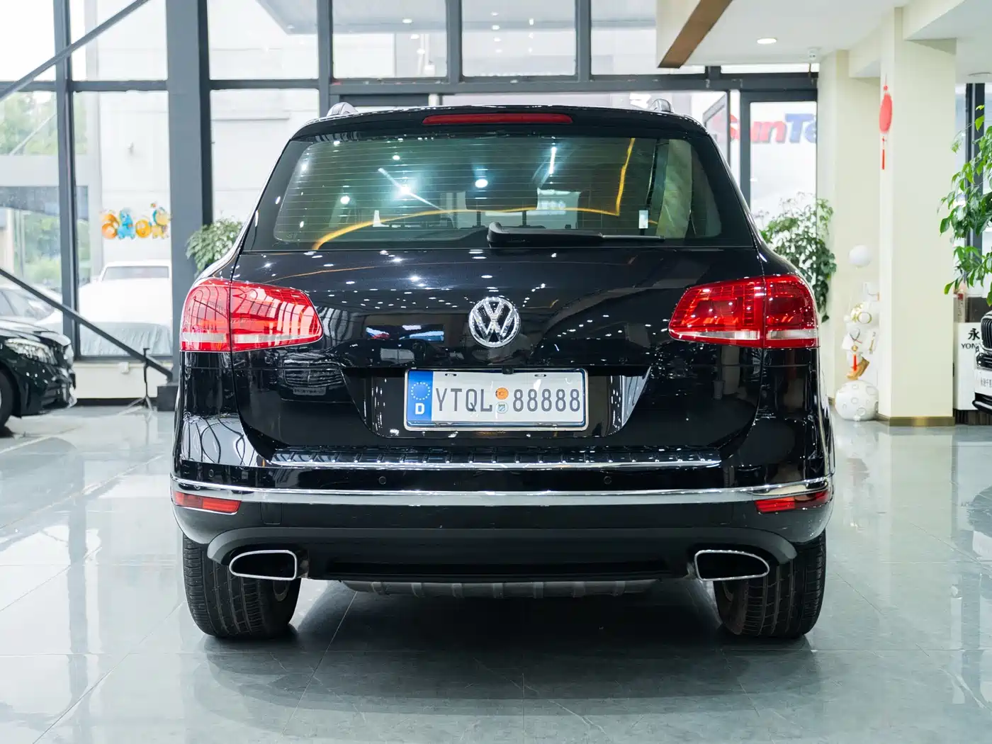 Volkswagen Touareg 2017 3.0TSI Explorer Edition фото 6