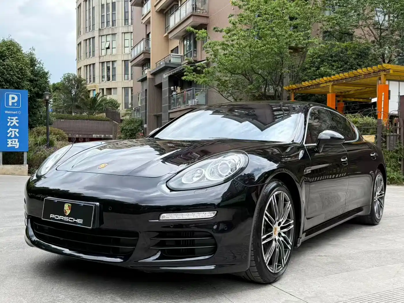 Porsche Panamera 2016 Panamera Executive Edition 3.0T фото 41