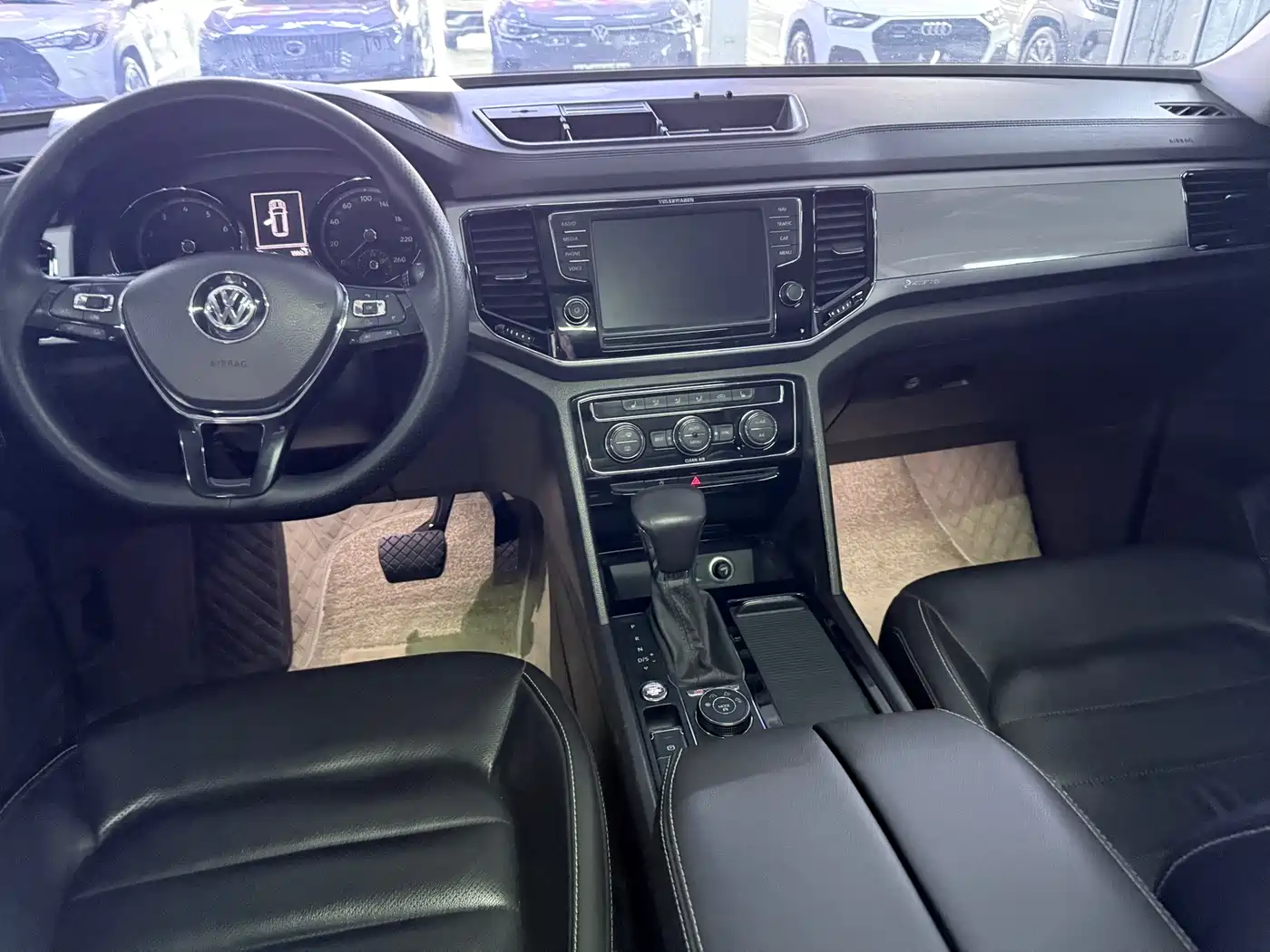 Volkswagen Teramont 2017 380TSI 4WD Luxury Edition фото 13