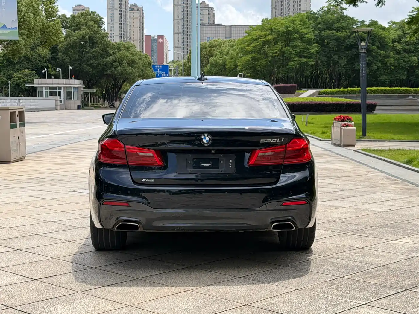BMW 5 Series 2020 Model 530Li xDrive M Sport Package фото 25