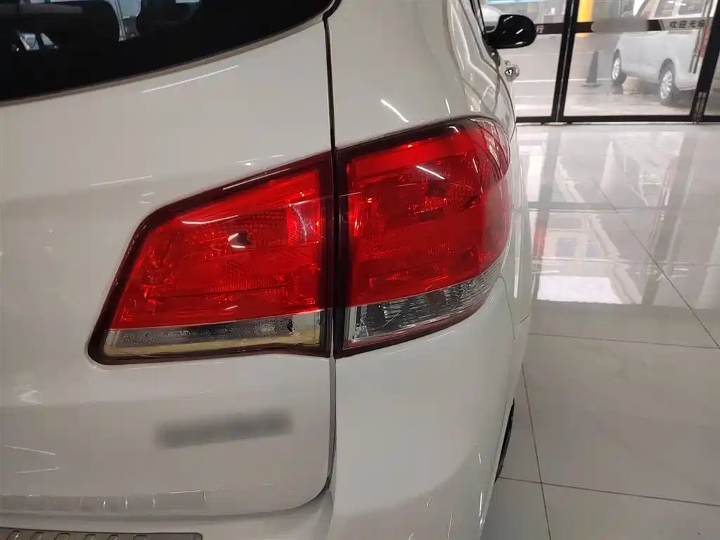 Haval H6 2016 Upgrade Edition 1.5T Automatic 2WD Elite Type фото 24