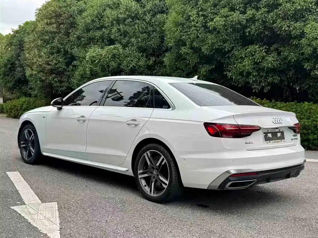 Audi A4L 2020 40 TFSI Fashion Dynamic Edition фото 7