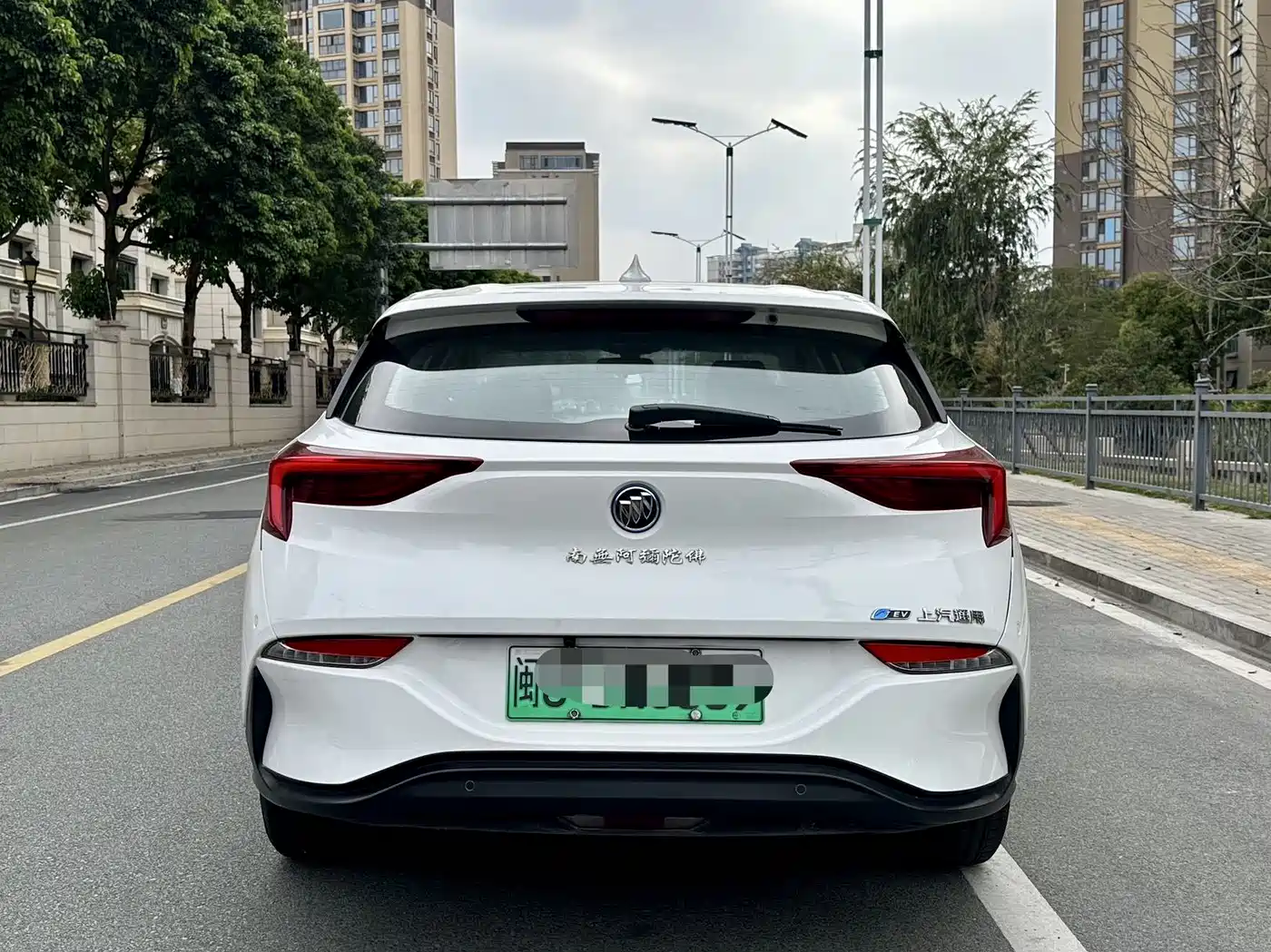 BUICK SLIGHTLY BLUE 6