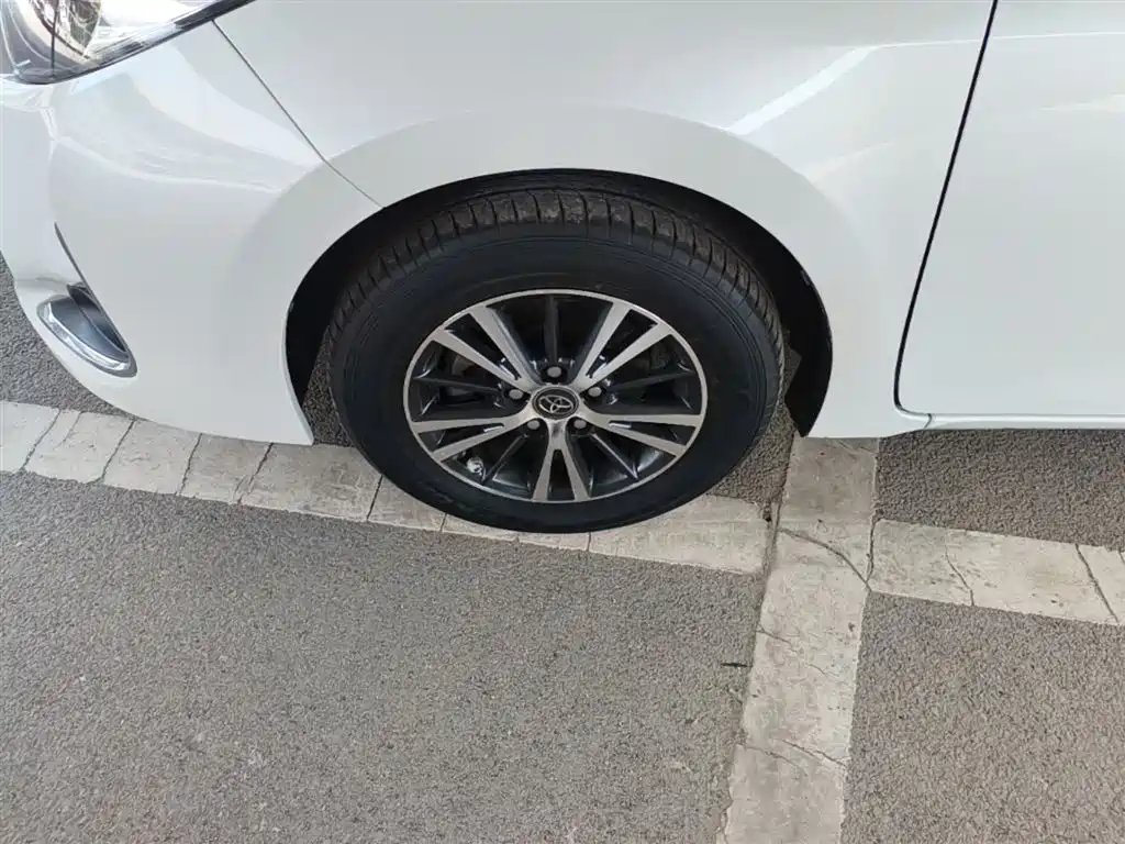 Toyota Levin 2017 Facelift 185T CVT Pioneer (China V) фото 23