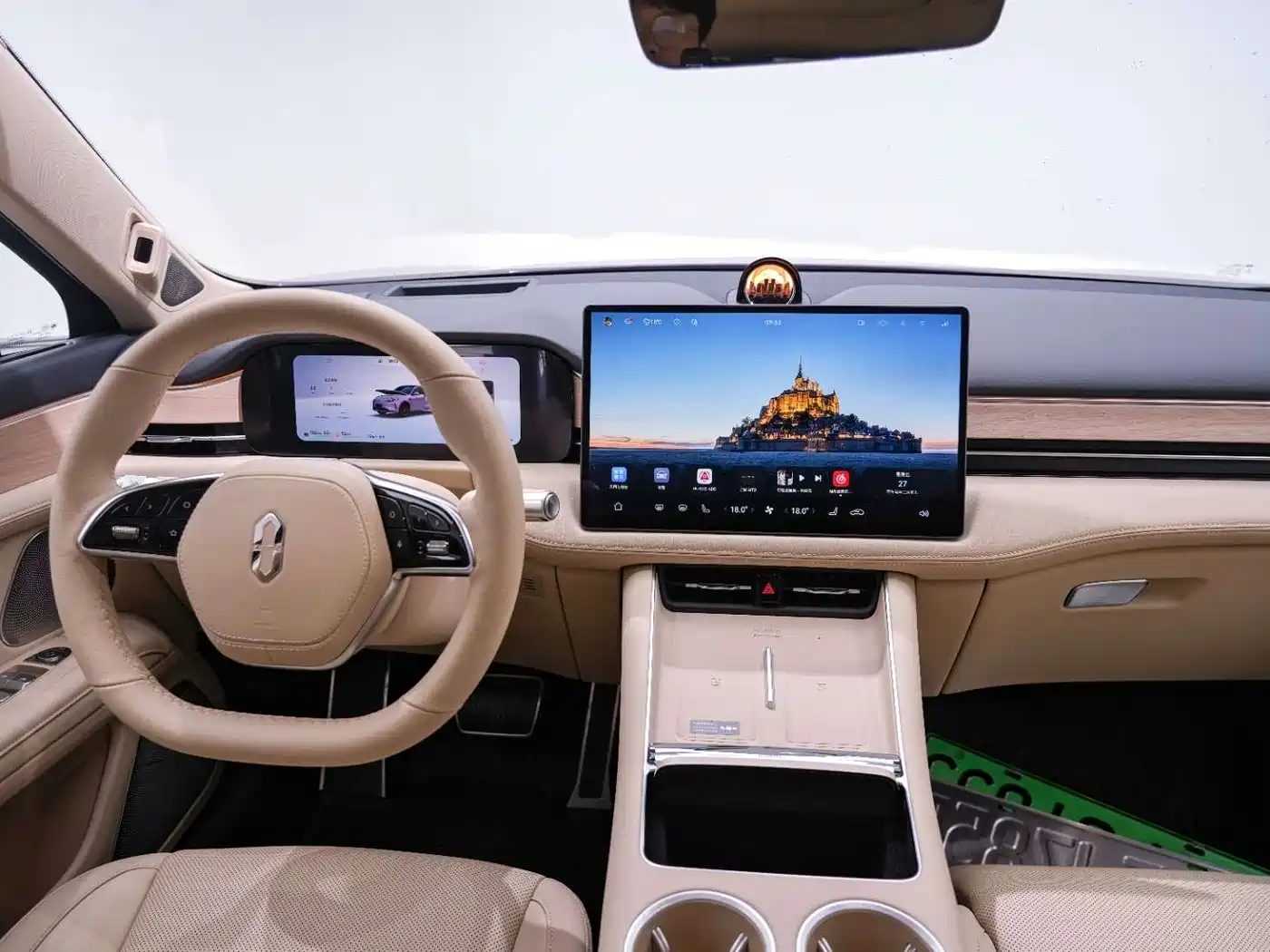 AITO Wenjie AITO M5 2025 Extended Range Ultra AWD фото 19