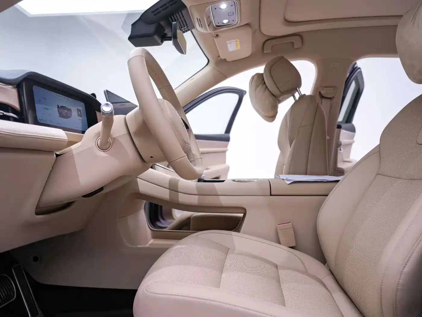 AITO Wenjie AITO M5 2025 Extended Range Ultra AWD фото 25