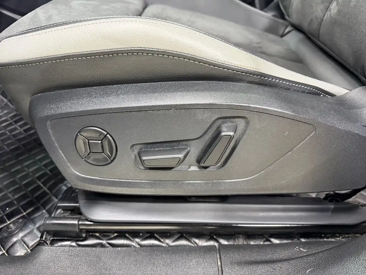 Audi Q3 2022 35 TFSI Progressive Dynamic фото 9
